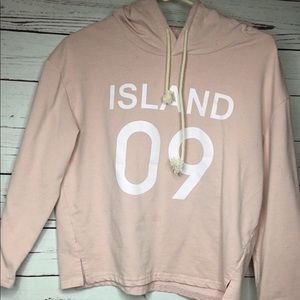 Thin sweatshirt really cute!!
